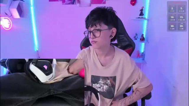 Thumbnail 1, charlietaylor_'s Stream at Chaturbate, 2 months ago