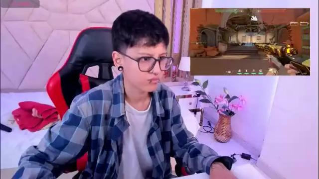 Image 4 of charlietaylor_ Stream on Chaturbate on 1 month ago