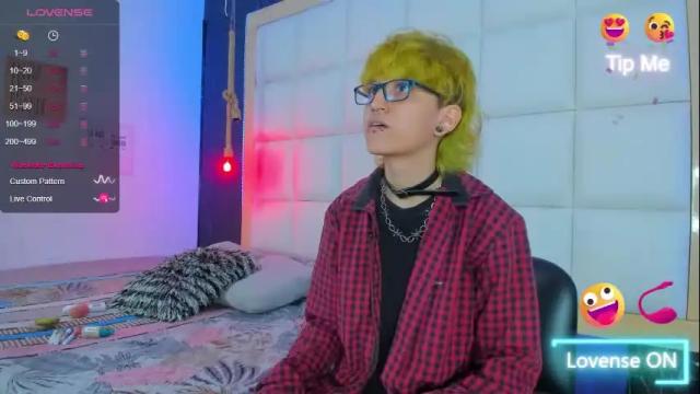 Image 3 of charlietaylorr_ Stream on Chaturbate on 20 months ago