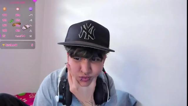 Image 11 of charlietaylorr__ Stream on Chaturbate on 25 days ago