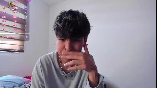 Image 2 of charlietaylorr__ Stream on Chaturbate on 25 days ago