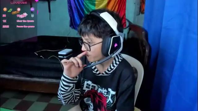 Image 3 of charlietaylorr__ Stream on Chaturbate on 1 month ago