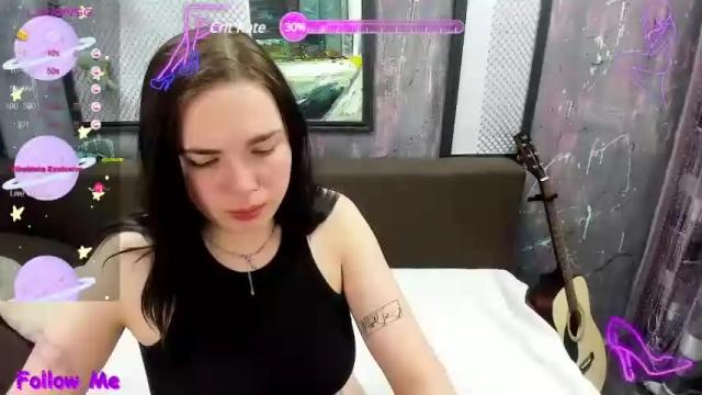 Thumbnail 1, charlinkiss's Stream at Chaturbate, 18 months ago