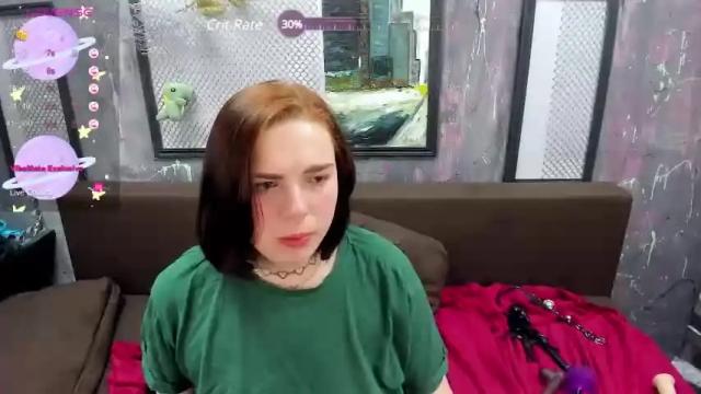Image 12 of charlinkiss Stream on Chaturbate on 17 months ago