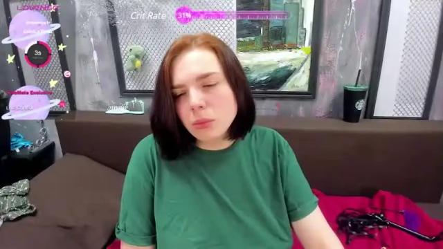 Image 8 of charlinkiss Stream on Chaturbate on 16 months ago