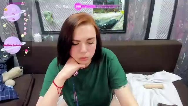Image 2 of charlinkiss Stream on Chaturbate on 16 months ago