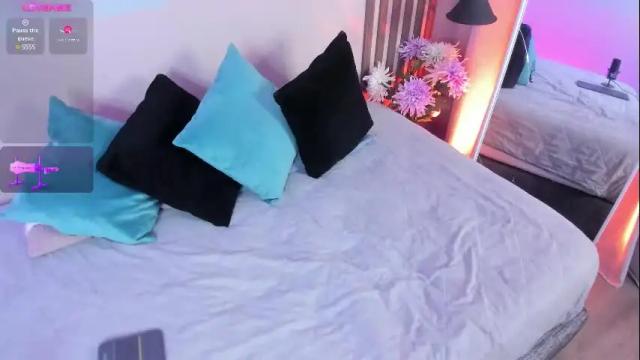 Image 3 of charloottee_1 Stream on Chaturbate on 18 days ago