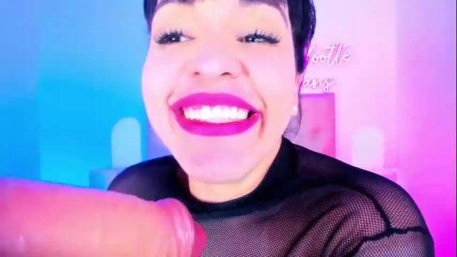 Image 4 of charlootteevans Stream on Chaturbate on 18 days ago