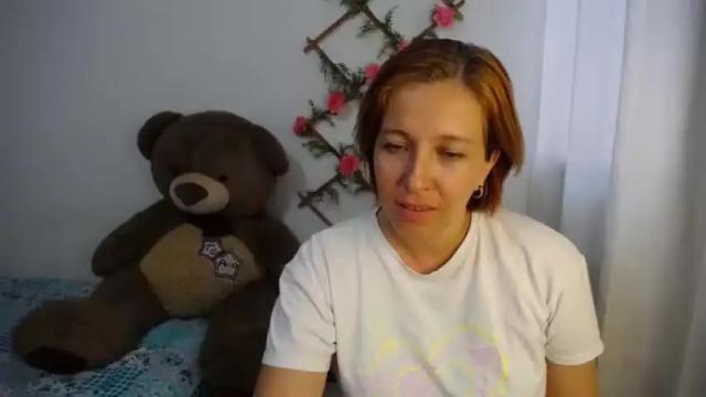Image 7 of charlot_ponze Stream on Chaturbate on 19 months ago