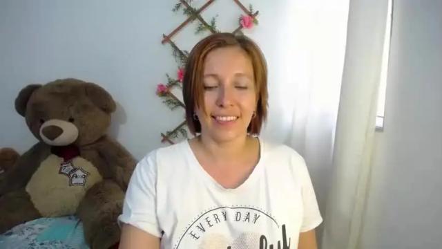 Image 8 of charlot_ponze Stream on Chaturbate on 19 months ago