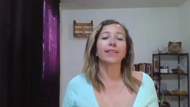 Image 8 of charlot_ponze Stream on Chaturbate on 1 month ago