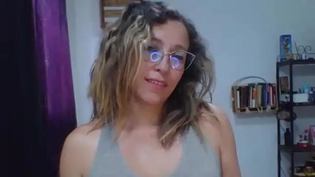 Image 10 of charlot_ponze Stream on Chaturbate on 8 days ago