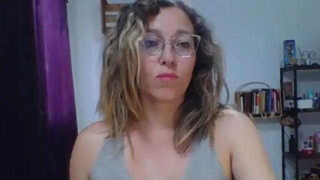 Image 11 of charlot_ponze Stream on Chaturbate on 8 days ago