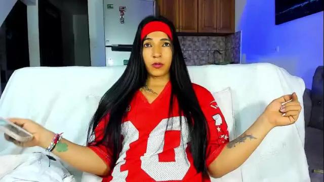 Image 8 of charlot_sanchez Stream on Chaturbate on 1 month ago