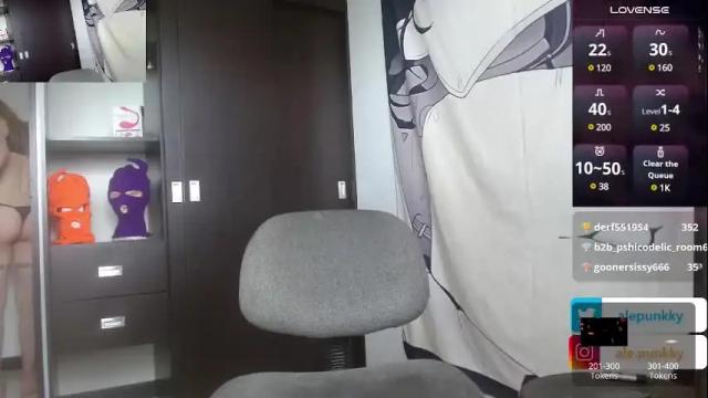 Image 10 of charlotbelucci_ Stream on Chaturbate on 1 month ago