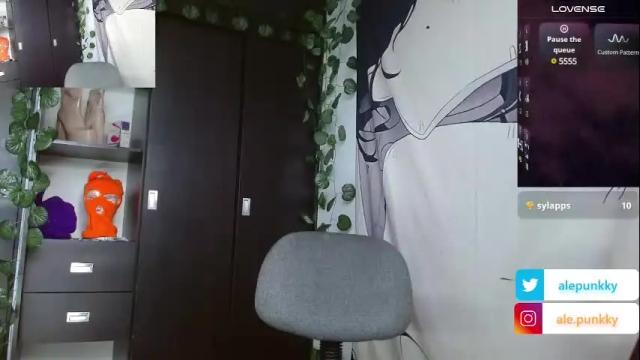 Image 7 of charlotbelucci_ Stream on Chaturbate on 18 days ago