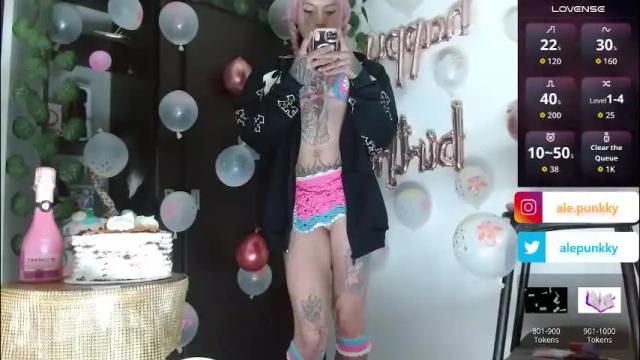 Image 7 of charlotbelucci_ Stream on Chaturbate on 1 month ago