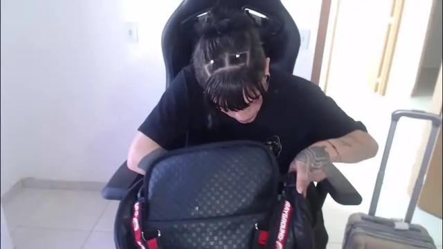 Image 3 of charlotbelucci_ Stream on Chaturbate on 20 days ago