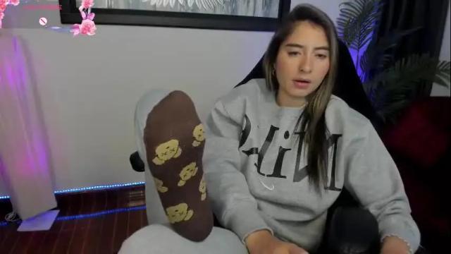 Image 10 of charlote_horny Stream on Chaturbate on 1 month ago