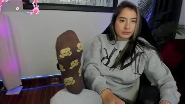 Image 2 of charlote_horny Stream on Chaturbate on 1 month ago
