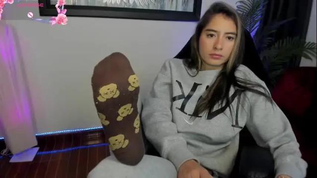 Image 3 of charlote_horny Stream on Chaturbate on 1 month ago