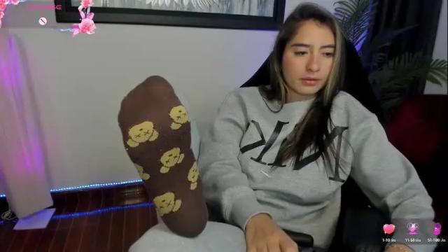Image 4 of charlote_horny Stream on Chaturbate on 1 month ago