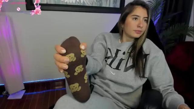 Image 7 of charlote_horny Stream on Chaturbate on 1 month ago
