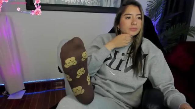 Image 8 of charlote_horny Stream on Chaturbate on 1 month ago