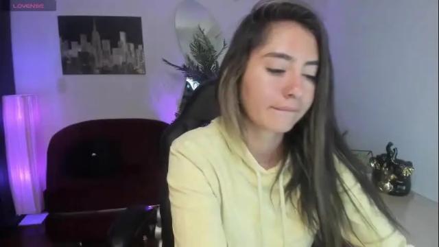 Image 2 of charlote_horny Stream on Chaturbate on 1 month ago