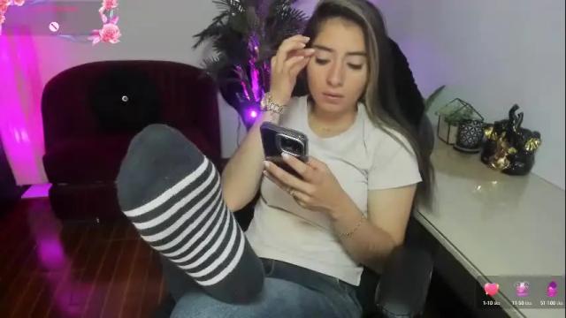 Image 4 of charlote_horny Stream on Chaturbate on 1 month ago