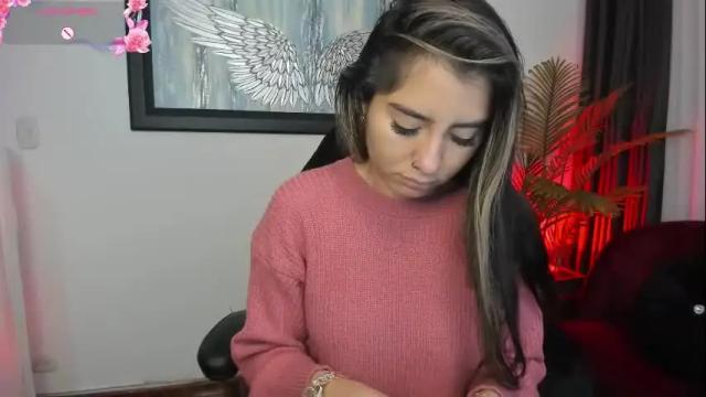 Image 3 of charlote_horny Stream on Chaturbate on 12 days ago