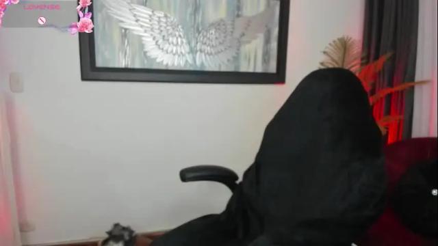 Image 4 of charlote_horny Stream on Chaturbate on 12 days ago