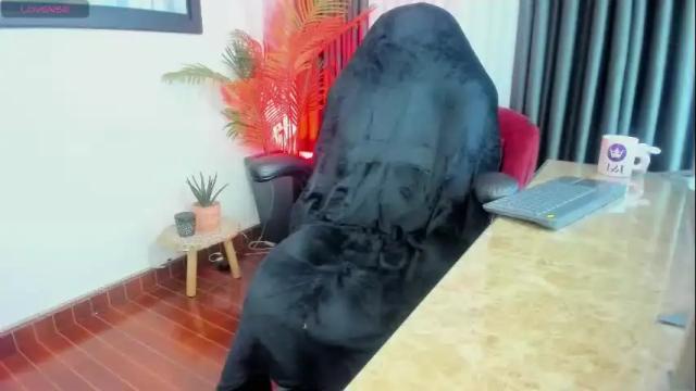 Image 12 of charlote_horny Stream on Chaturbate on 2 months ago