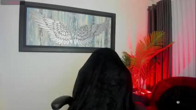 Image 3 of charlote_horny Stream on Chaturbate on 2 months ago