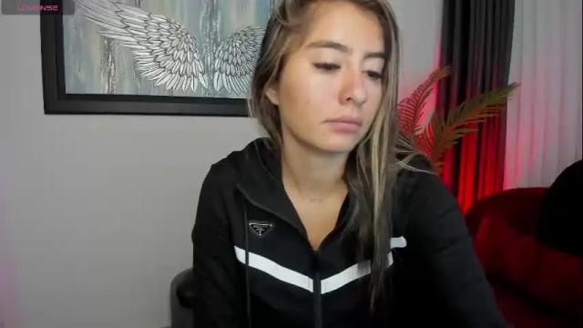 Image 7 of charlote_horny Stream on Chaturbate on 1 month ago