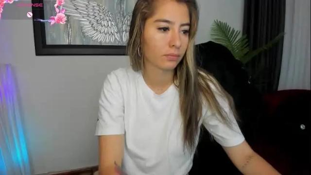 Image 2 of charlote_horny Stream on Chaturbate on 1 month ago