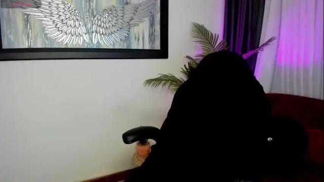 Image 2 of charlote_horny Stream on Chaturbate on 1 month ago