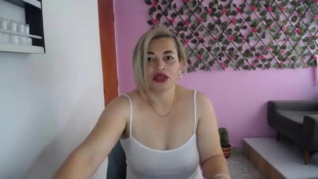 Image 12 of charlote_queen1 Stream on Chaturbate on 20 months ago