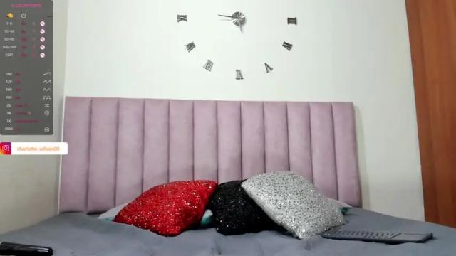 Image 2 of charlote_wilson Stream on Chaturbate on 15 months ago