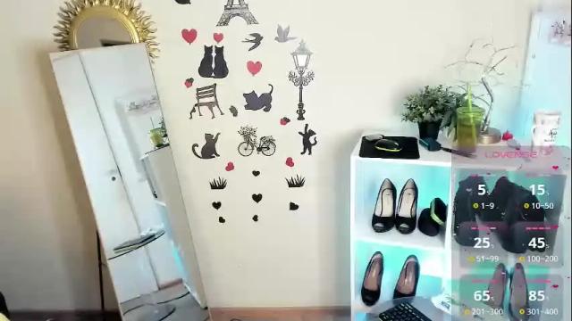 Image 7 of charloteflorence Stream on Chaturbate on 1 month ago