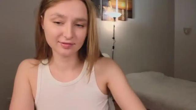 Image 7 of charlottawells Stream on Chaturbate on 18 months ago