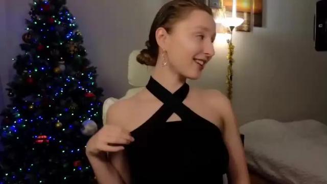 Image 2 of charlottawells Stream on Chaturbate on 16 months ago
