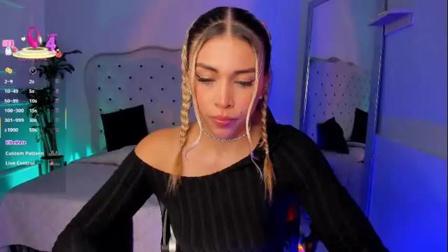 Image 6 of charlotte__grey Stream on Chaturbate on 8 days ago