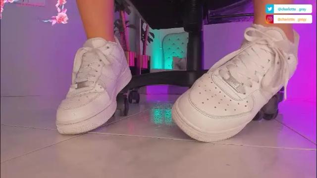 Image 6 of charlotte__grey Stream on Chaturbate on 1 month ago