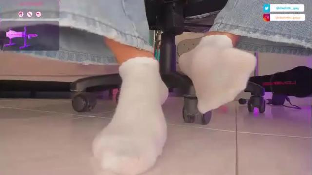 Image 7 of charlotte__grey Stream on Chaturbate on 1 month ago