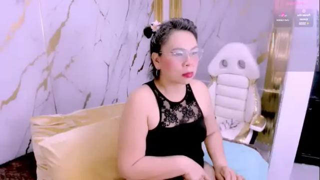 Image 2 of charlotte__milf Stream on Chaturbate on 1 month ago