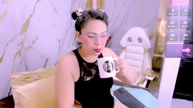Image 3 of charlotte__milf Stream on Chaturbate on 1 month ago
