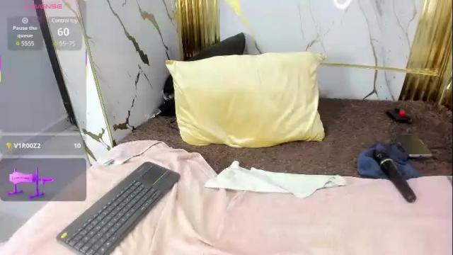 Image 7 of charlotte__milf Stream on Chaturbate on 16 days ago