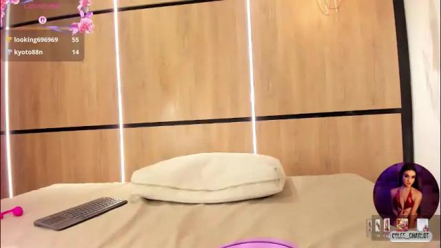 Image 2 of charlotte_colee Stream on Chaturbate on 27 days ago