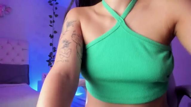Image 7 of charlotte_collins_2 Stream on Chaturbate on 16 months ago
